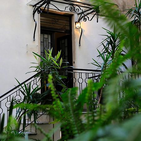 74 Crescenzio House Hotel Rome Exterior photo