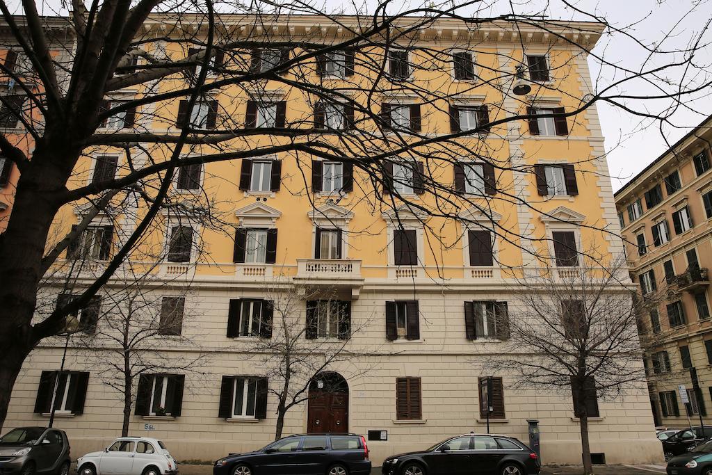 74 Crescenzio House Hotel Rome Exterior photo