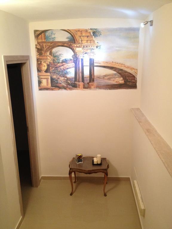 74 Crescenzio House Hotel Rome Room photo